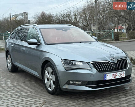 Серый Шкода Суперб, объемом двигателя 2 л и пробегом 237 тыс. км за 19000 $, фото 18 на Automoto.ua