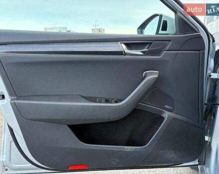 Серый Шкода Суперб, объемом двигателя 2 л и пробегом 128 тыс. км за 28390 $, фото 18 на Automoto.ua