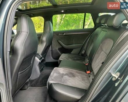 Сірий Шкода Суперб, об'ємом двигуна 2 л та пробігом 224 тис. км за 25999 $, фото 31 на Automoto.ua