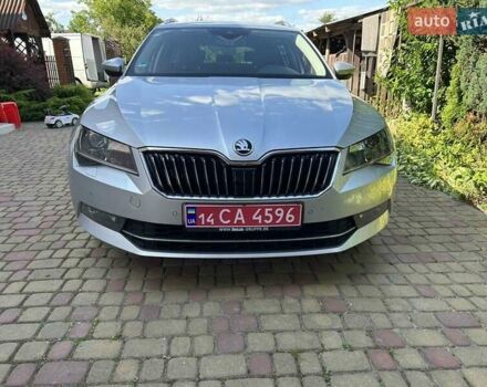 Серый Шкода Суперб, объемом двигателя 2 л и пробегом 248 тыс. км за 20500 $, фото 2 на Automoto.ua