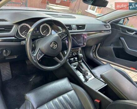 Серый Шкода Суперб, объемом двигателя 2 л и пробегом 248 тыс. км за 20500 $, фото 19 на Automoto.ua