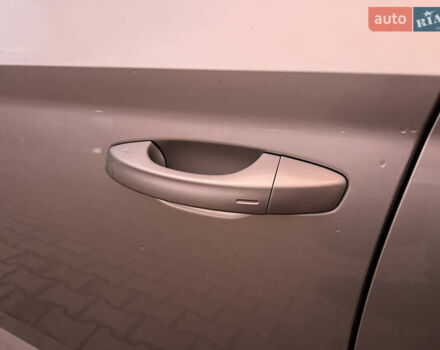 Серый Шкода Суперб, объемом двигателя 2 л и пробегом 302 тыс. км за 20200 $, фото 12 на Automoto.ua