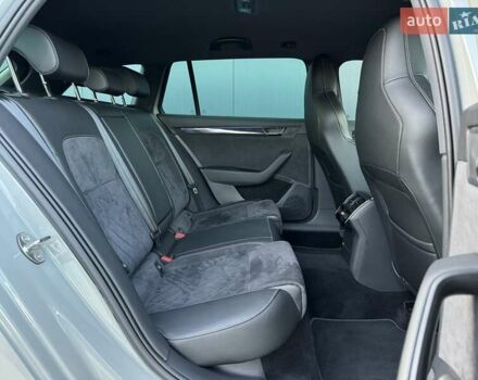 Серый Шкода Суперб, объемом двигателя 1.97 л и пробегом 127 тыс. км за 28900 $, фото 32 на Automoto.ua
