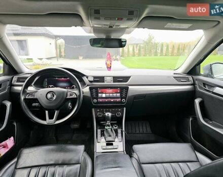 Сірий Шкода Суперб, об'ємом двигуна 2 л та пробігом 241 тис. км за 21700 $, фото 7 на Automoto.ua