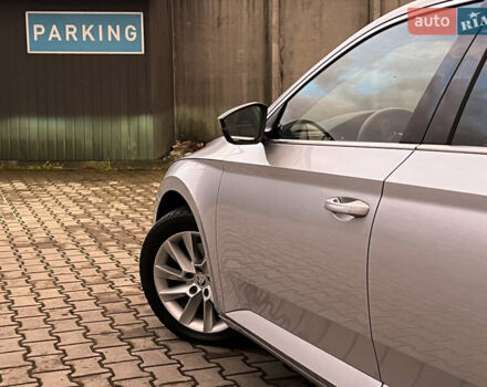 Серый Шкода Суперб, объемом двигателя 2 л и пробегом 302 тыс. км за 20200 $, фото 11 на Automoto.ua