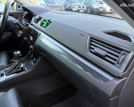 Серый Шкода Суперб, объемом двигателя 2 л и пробегом 128 тыс. км за 28390 $, фото 37 на Automoto.ua