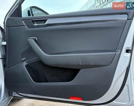 Серый Шкода Суперб, объемом двигателя 2 л и пробегом 128 тыс. км за 28390 $, фото 34 на Automoto.ua