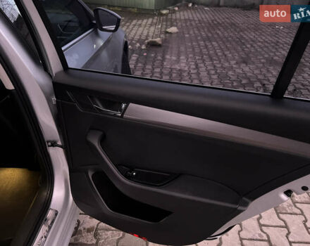 Серый Шкода Суперб, объемом двигателя 2 л и пробегом 302 тыс. км за 20200 $, фото 29 на Automoto.ua