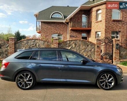 Сірий Шкода Суперб, об'ємом двигуна 2 л та пробігом 224 тис. км за 25999 $, фото 12 на Automoto.ua