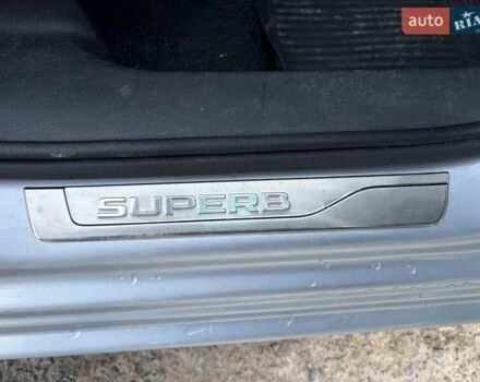 Серый Шкода Суперб, объемом двигателя 2 л и пробегом 128 тыс. км за 28390 $, фото 46 на Automoto.ua