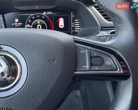 Серый Шкода Суперб, объемом двигателя 2 л и пробегом 128 тыс. км за 28390 $, фото 29 на Automoto.ua