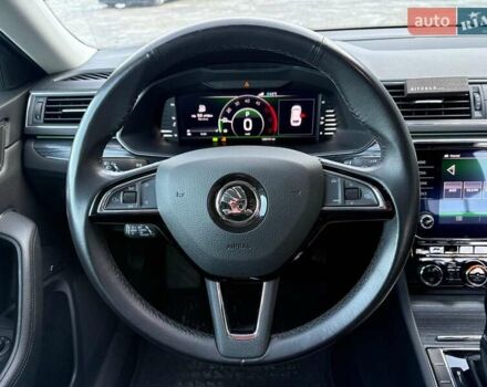 Серый Шкода Суперб, объемом двигателя 2 л и пробегом 128 тыс. км за 28390 $, фото 45 на Automoto.ua