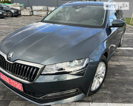 Серый Шкода Суперб, объемом двигателя 2 л и пробегом 230 тыс. км за 23400 $, фото 4 на Automoto.ua