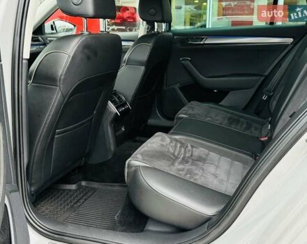 Сірий Шкода Суперб, об'ємом двигуна 1.97 л та пробігом 148 тис. км за 31005 $, фото 18 на Automoto.ua