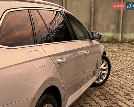 Серый Шкода Суперб, объемом двигателя 2 л и пробегом 302 тыс. км за 20200 $, фото 7 на Automoto.ua