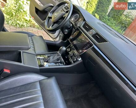 Серый Шкода Суперб, объемом двигателя 2 л и пробегом 248 тыс. км за 20500 $, фото 27 на Automoto.ua