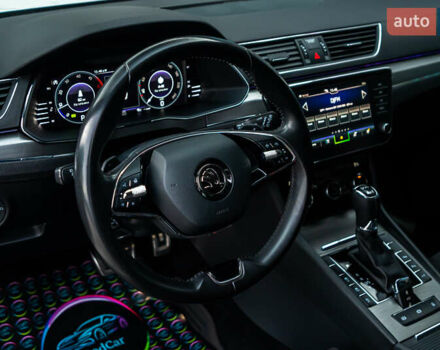 Серый Шкода Суперб, объемом двигателя 1.97 л и пробегом 159 тыс. км за 28400 $, фото 44 на Automoto.ua