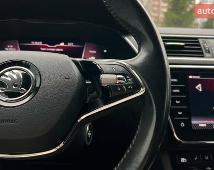 Серый Шкода Суперб, объемом двигателя 1.4 л и пробегом 180 тыс. км за 25999 $, фото 11 на Automoto.ua