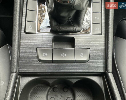 Сірий Шкода Суперб, об'ємом двигуна 2 л та пробігом 150 тис. км за 25500 $, фото 69 на Automoto.ua