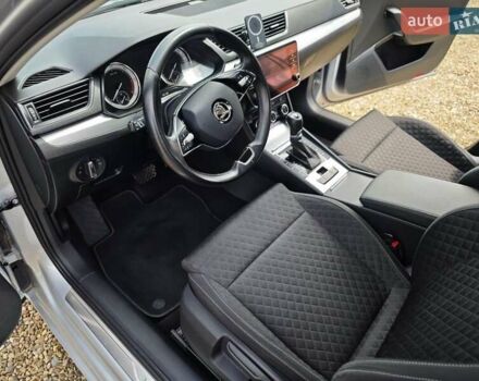 Серый Шкода Суперб, объемом двигателя 2.01 л и пробегом 173 тыс. км за 19999 $, фото 26 на Automoto.ua