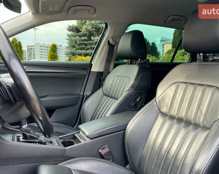 Серый Шкода Суперб, объемом двигателя 1.4 л и пробегом 180 тыс. км за 25999 $, фото 8 на Automoto.ua