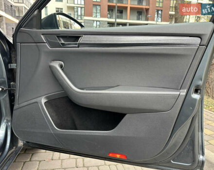 Сірий Шкода Суперб, об'ємом двигуна 2 л та пробігом 150 тис. км за 25500 $, фото 41 на Automoto.ua