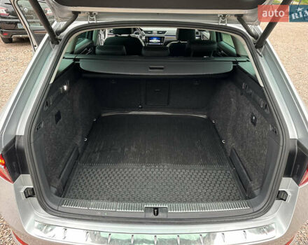 Серый Шкода Суперб, объемом двигателя 2 л и пробегом 182 тыс. км за 23999 $, фото 35 на Automoto.ua