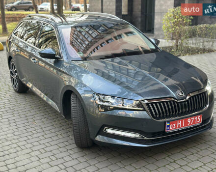 Сірий Шкода Суперб, об'ємом двигуна 2 л та пробігом 150 тис. км за 25500 $, фото 3 на Automoto.ua
