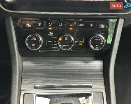 Сірий Шкода Суперб, об'ємом двигуна 2 л та пробігом 150 тис. км за 25500 $, фото 67 на Automoto.ua