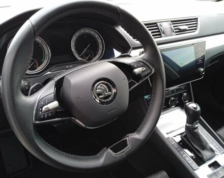 Серый Шкода Суперб, объемом двигателя 1.4 л и пробегом 108 тыс. км за 27900 $, фото 49 на Automoto.ua