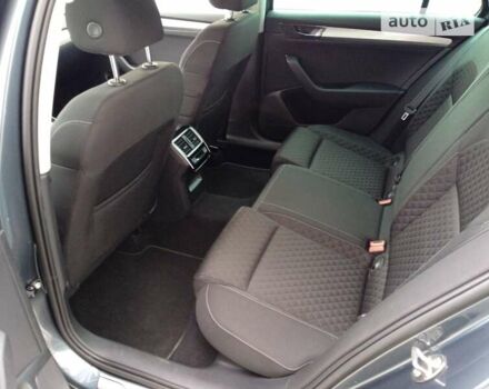 Серый Шкода Суперб, объемом двигателя 1.4 л и пробегом 108 тыс. км за 27900 $, фото 30 на Automoto.ua