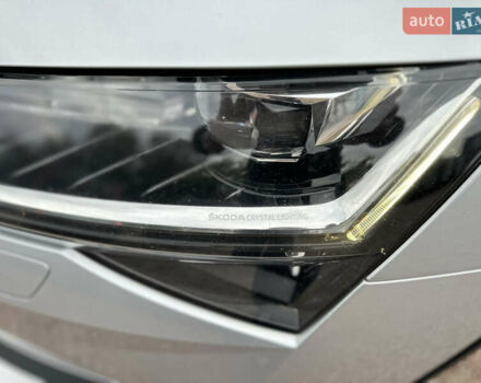 Серый Шкода Суперб, объемом двигателя 2 л и пробегом 182 тыс. км за 23999 $, фото 4 на Automoto.ua