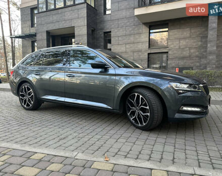 Сірий Шкода Суперб, об'ємом двигуна 2 л та пробігом 150 тис. км за 25500 $, фото 5 на Automoto.ua