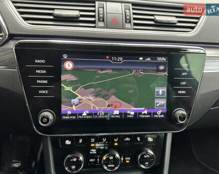 Сірий Шкода Суперб, об'ємом двигуна 2 л та пробігом 150 тис. км за 25500 $, фото 66 на Automoto.ua