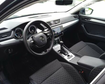 Серый Шкода Суперб, объемом двигателя 1.4 л и пробегом 108 тыс. км за 27900 $, фото 26 на Automoto.ua