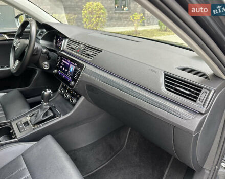 Сірий Шкода Суперб, об'ємом двигуна 2 л та пробігом 150 тис. км за 25500 $, фото 42 на Automoto.ua