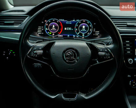 Серый Шкода Суперб, объемом двигателя 1.97 л и пробегом 159 тыс. км за 28400 $, фото 66 на Automoto.ua