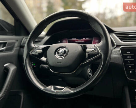 Серый Шкода Суперб, объемом двигателя 1.4 л и пробегом 180 тыс. км за 25999 $, фото 21 на Automoto.ua