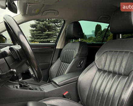 Серый Шкода Суперб, объемом двигателя 1.4 л и пробегом 180 тыс. км за 25999 $, фото 8 на Automoto.ua