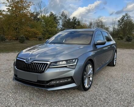 Серый Шкода Суперб, объемом двигателя 2 л и пробегом 31 тыс. км за 7800 $, фото 2 на Automoto.ua