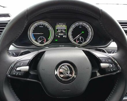 Серый Шкода Суперб, объемом двигателя 1.4 л и пробегом 108 тыс. км за 27900 $, фото 55 на Automoto.ua