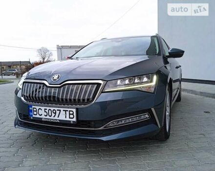 Серый Шкода Суперб, объемом двигателя 1.4 л и пробегом 108 тыс. км за 27900 $, фото 12 на Automoto.ua