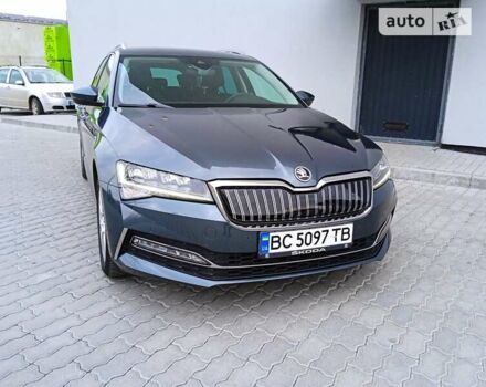 Серый Шкода Суперб, объемом двигателя 1.4 л и пробегом 108 тыс. км за 27900 $, фото 8 на Automoto.ua