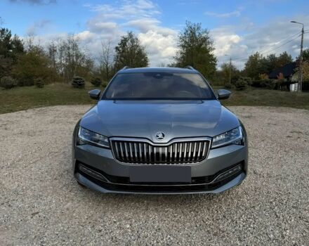 Серый Шкода Суперб, объемом двигателя 2 л и пробегом 31 тыс. км за 7800 $, фото 1 на Automoto.ua