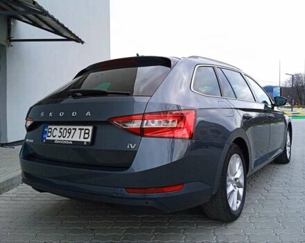 Серый Шкода Суперб, объемом двигателя 1.4 л и пробегом 108 тыс. км за 27900 $, фото 16 на Automoto.ua