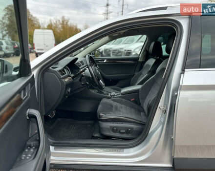 Серый Шкода Суперб, объемом двигателя 2 л и пробегом 182 тыс. км за 23999 $, фото 22 на Automoto.ua