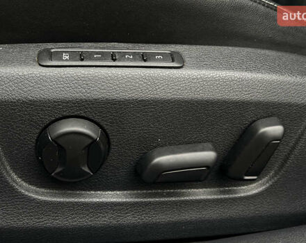 Серый Шкода Суперб, объемом двигателя 1.4 л и пробегом 180 тыс. км за 25999 $, фото 17 на Automoto.ua