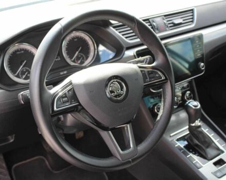 Сірий Шкода Суперб, об'ємом двигуна 2 л та пробігом 220 тис. км за 22500 $, фото 7 на Automoto.ua