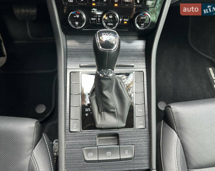 Сірий Шкода Суперб, об'ємом двигуна 2 л та пробігом 150 тис. км за 25500 $, фото 59 на Automoto.ua