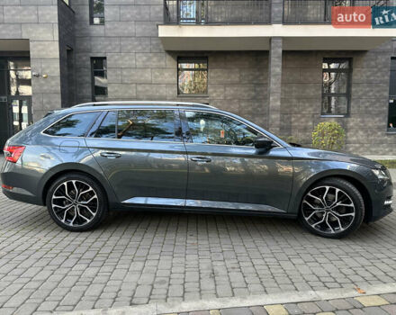 Сірий Шкода Суперб, об'ємом двигуна 2 л та пробігом 150 тис. км за 25500 $, фото 7 на Automoto.ua